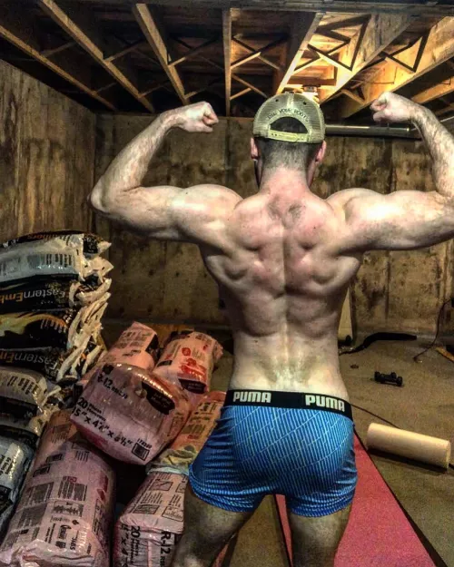 Little throwback pic !!! Working out again very hard in hopes to pass this physique !!!