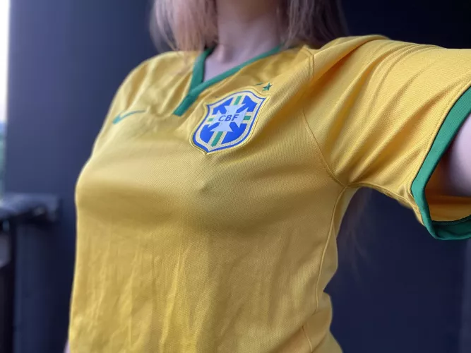 Obsessed with Neymar and going out braless