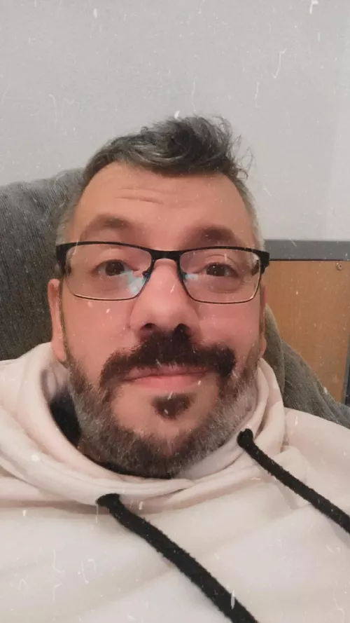 Thinking about buy a PS5 to make company to my Series X and Switch 🤔