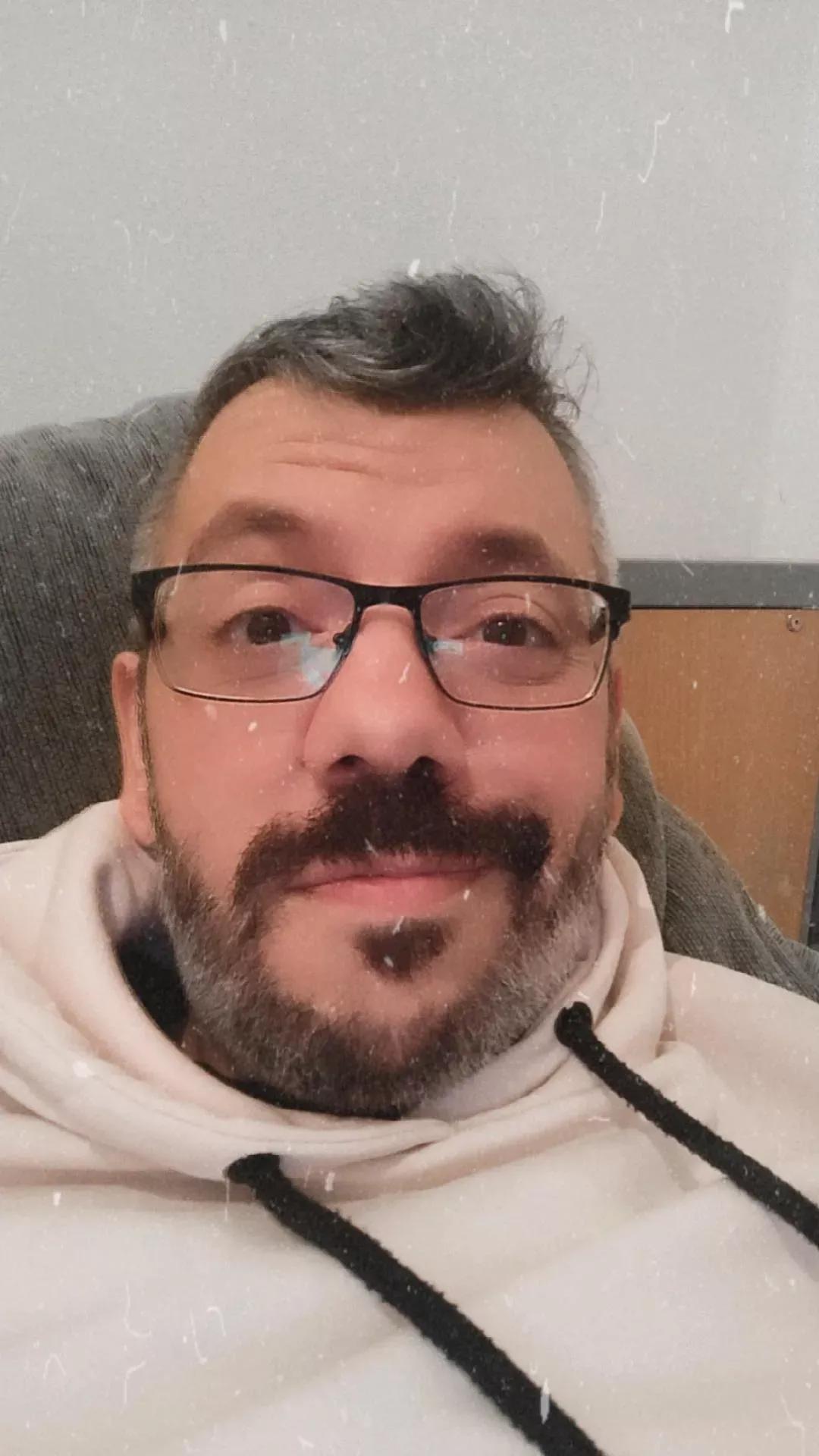 Thinking about buy a PS5 to make company to my Series X and Switch 🤔