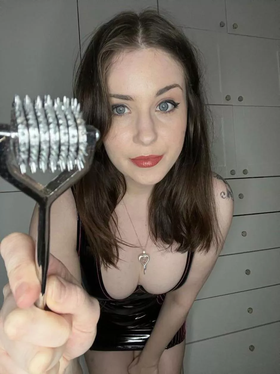 thumb Up get pics in your dm comment. And be surprise to owned being a sissy boy slave