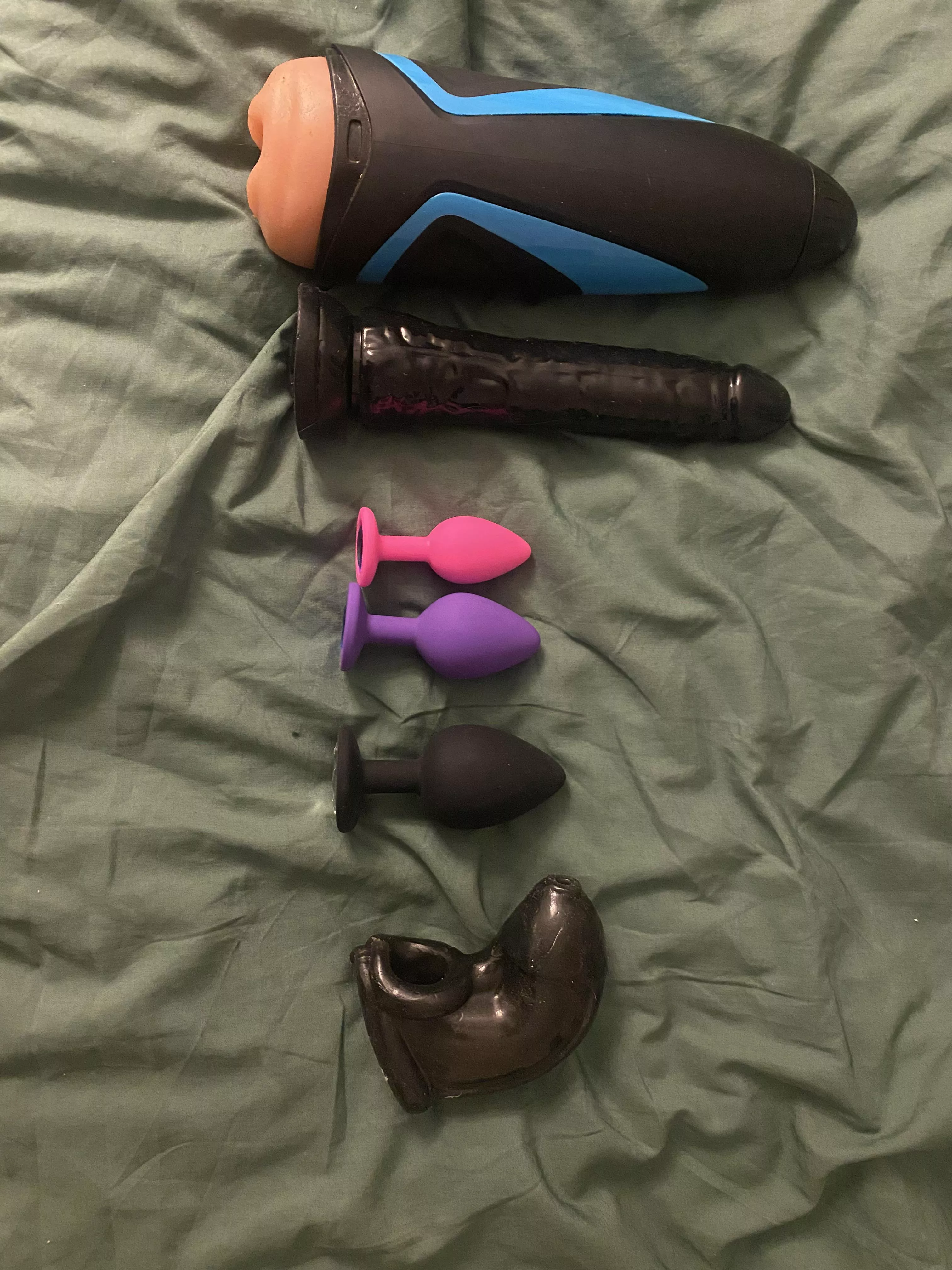 Today my first toys und clothes arrived . I think I dress up and try them