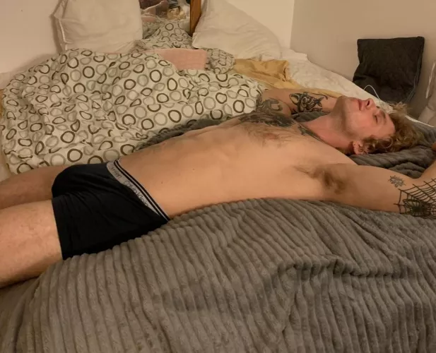 U see me sleeping..what u doin?