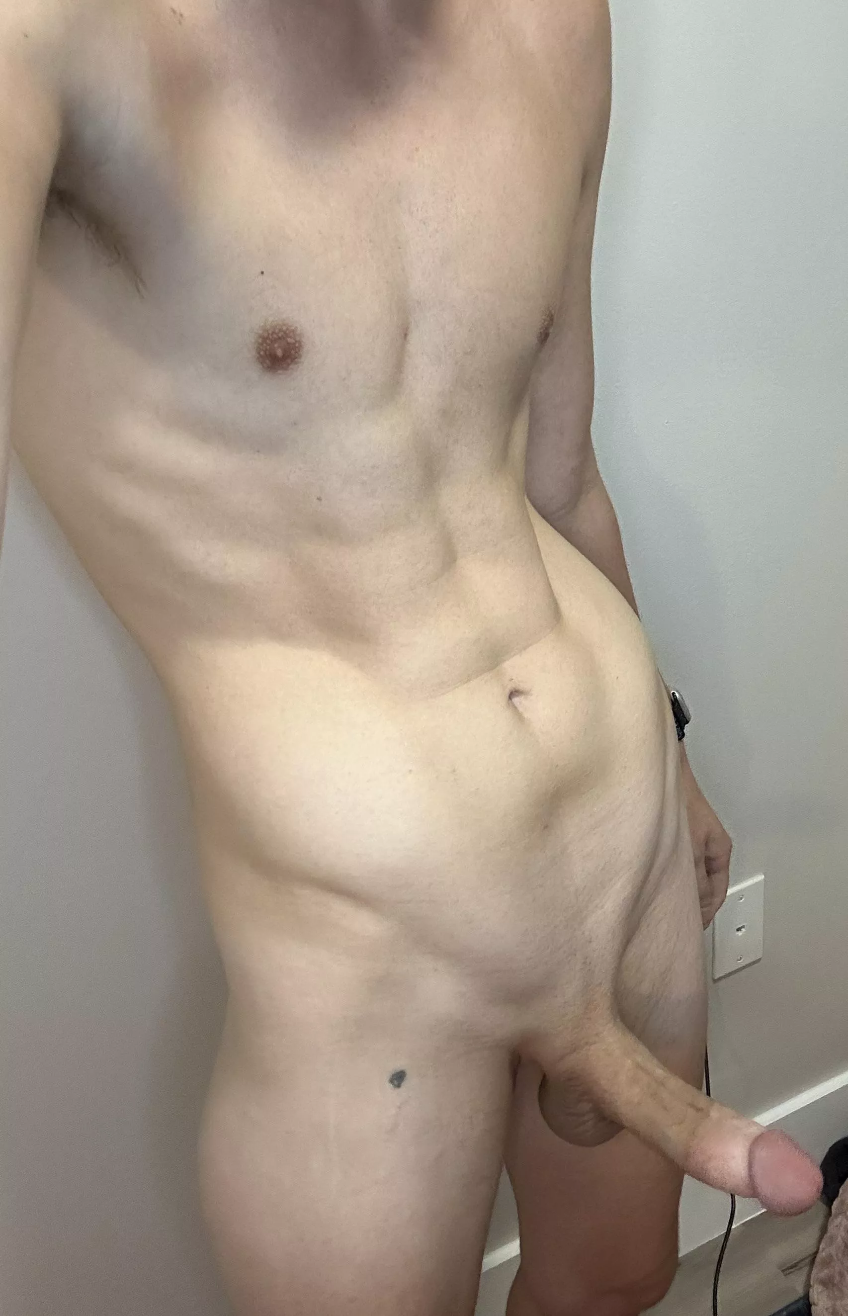 Wanna fuck? 👉👈