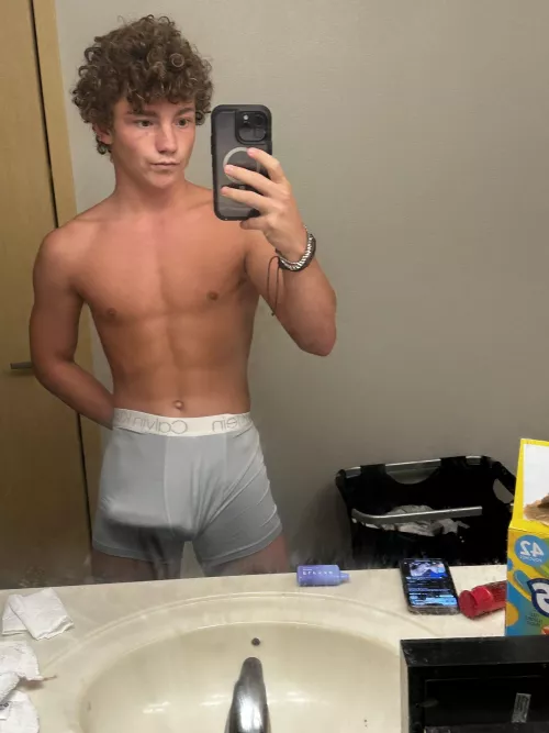 want to see behind the cotton?