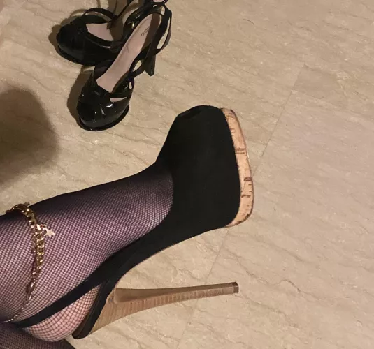 Weekend heels