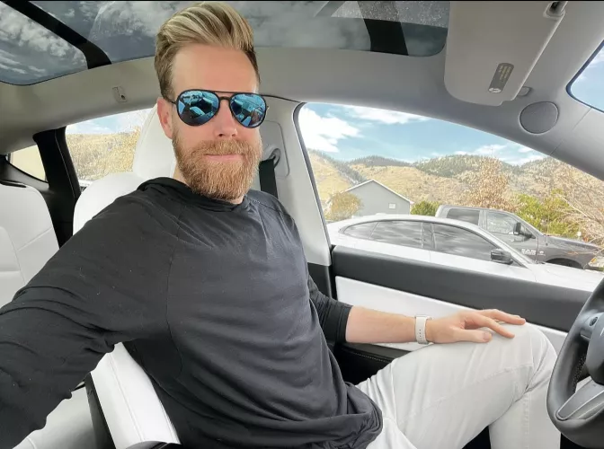 Working at a coffee shop today. Do you all work at home or at an office?