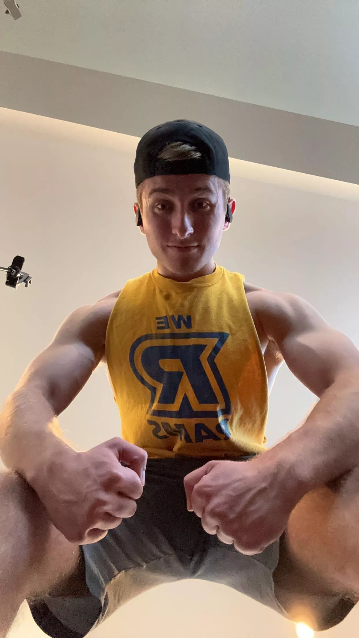 Would one of your kinks be going to the gym together and sucking eachother off in the bathroom between sets? nsfw