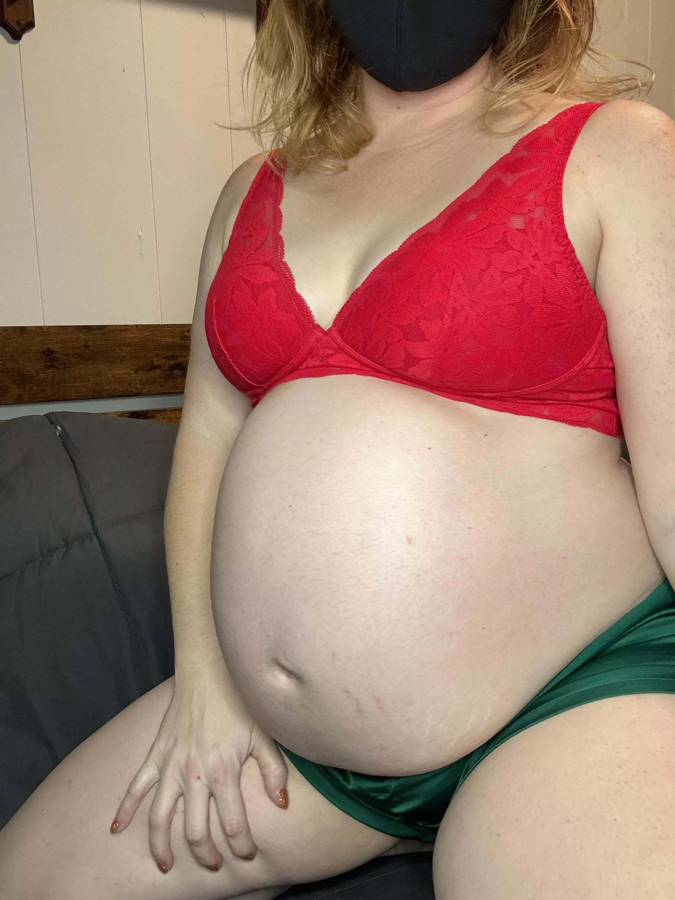 Christmas is coming!! Are you?? 💦💦 OC