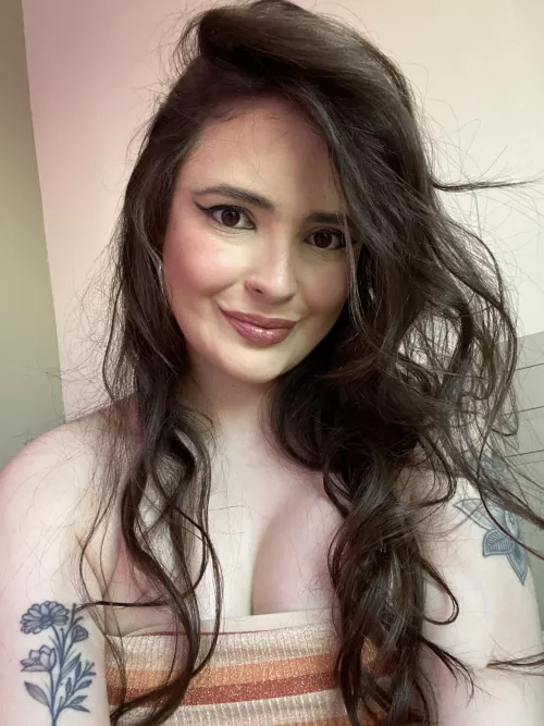 Come get me naked and wet