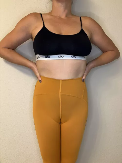 CT in every single damn pair of leggings