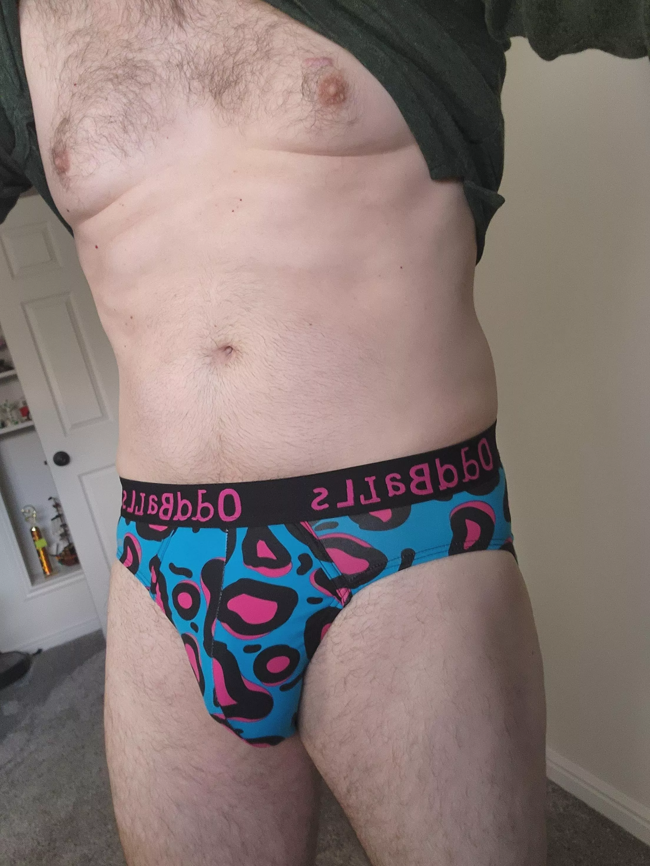 Day 65 is on Fun Print Friday! I always pick up pairs with crazy colored animal print! 💙🩷🐱