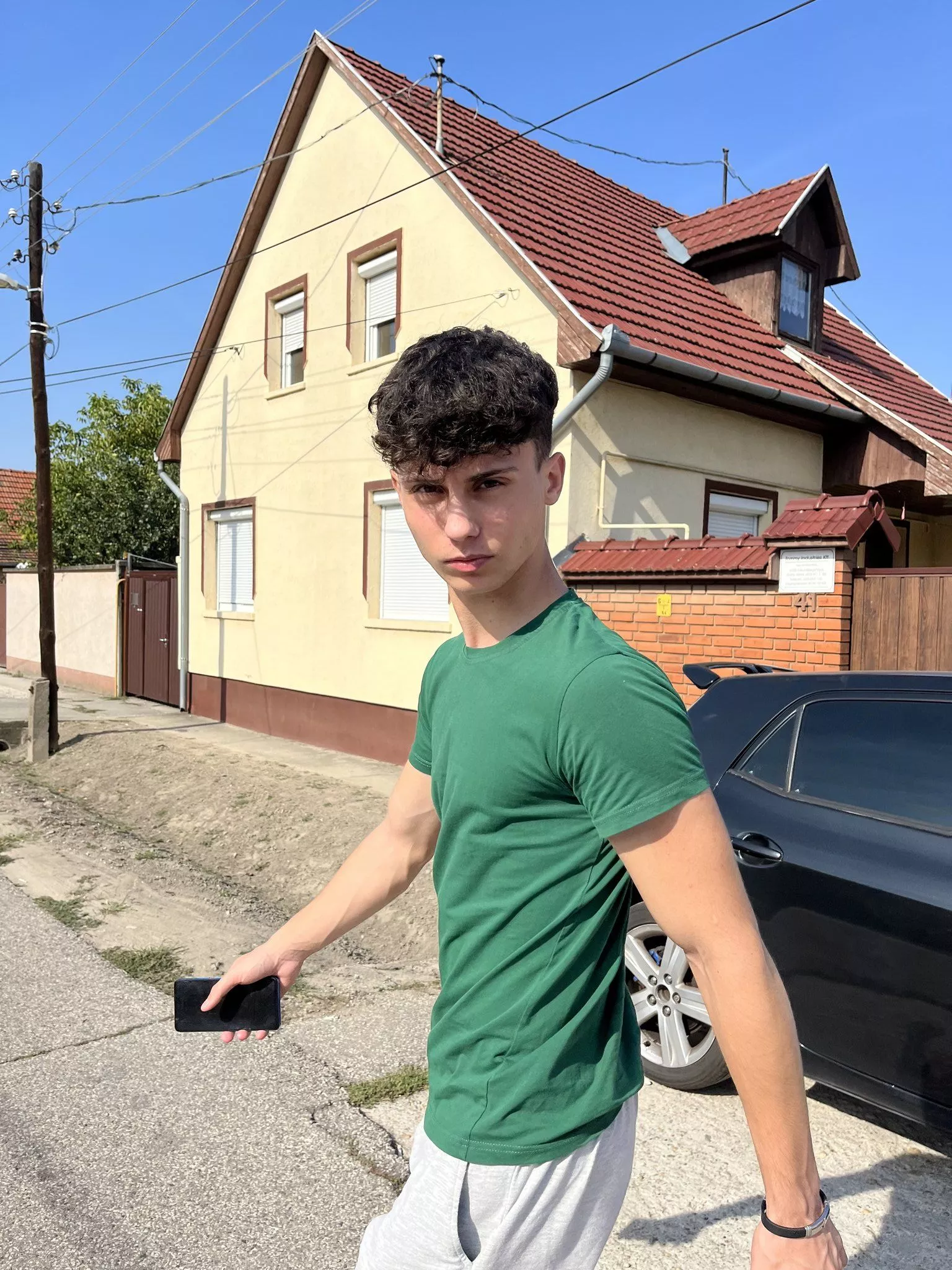 do I look good in this picture?