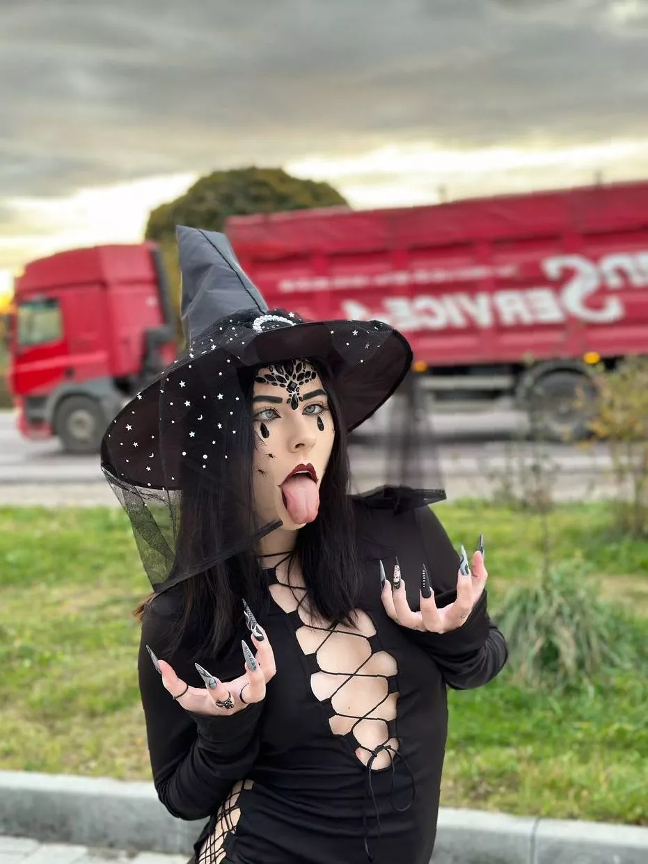 does this face turn you on?