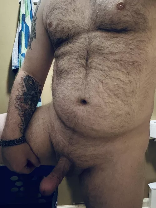 Gonna jump in the shower. Feel free to join. (40)