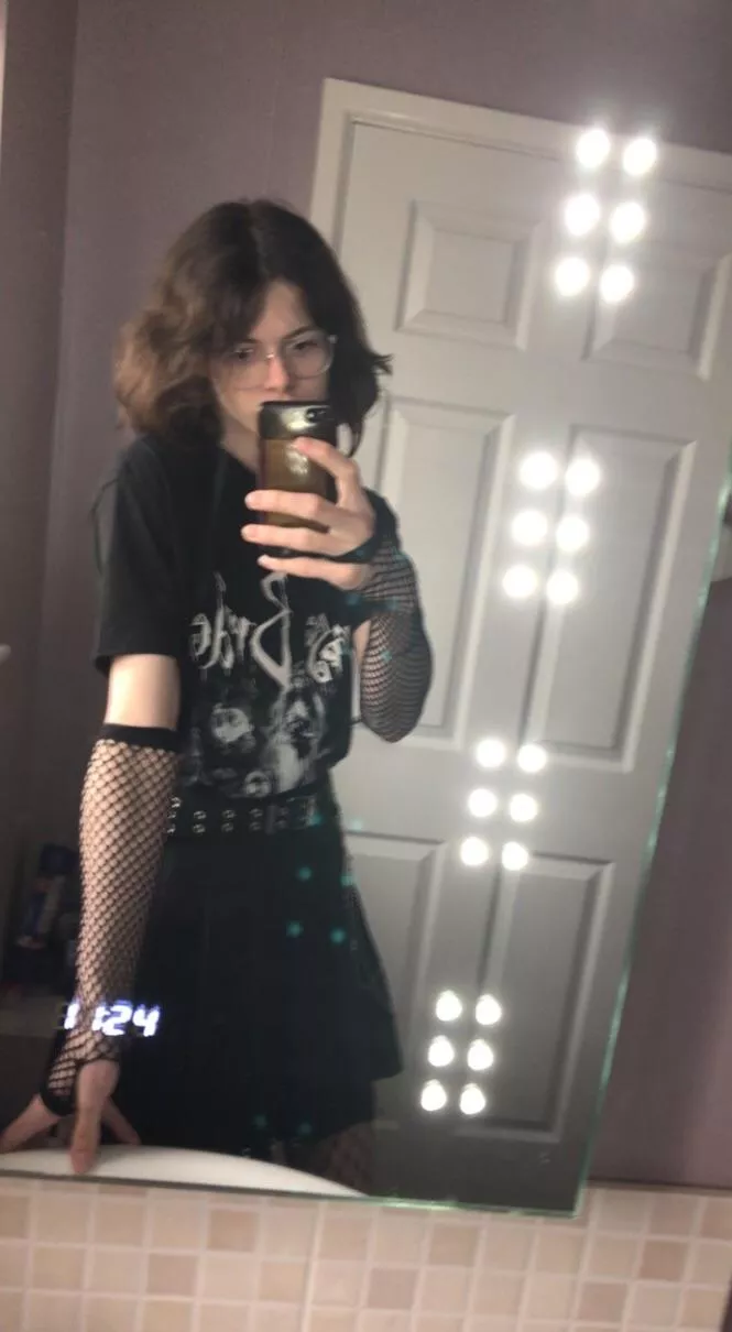 Got a cute new haircut, thoughts? :33💕