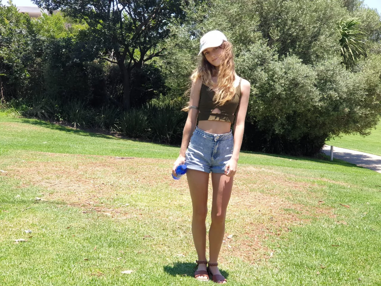 Legs for days, honey. Admit it, they're irresistible. F18