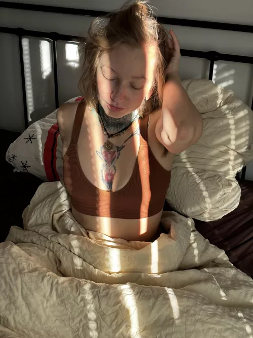 Love when the sun shines on my natural body