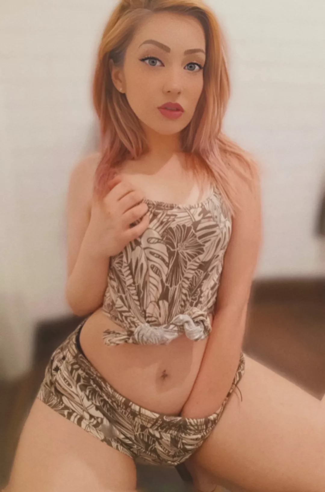 Notorious for being the girl always showing her midriff lol