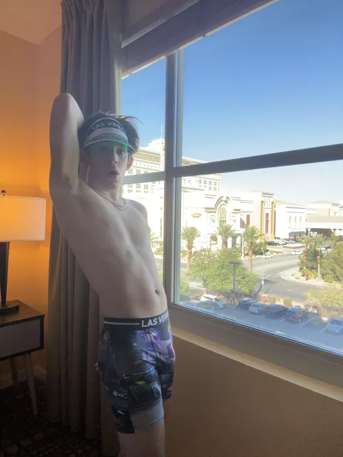 Sorry my cameras a tad hungover.