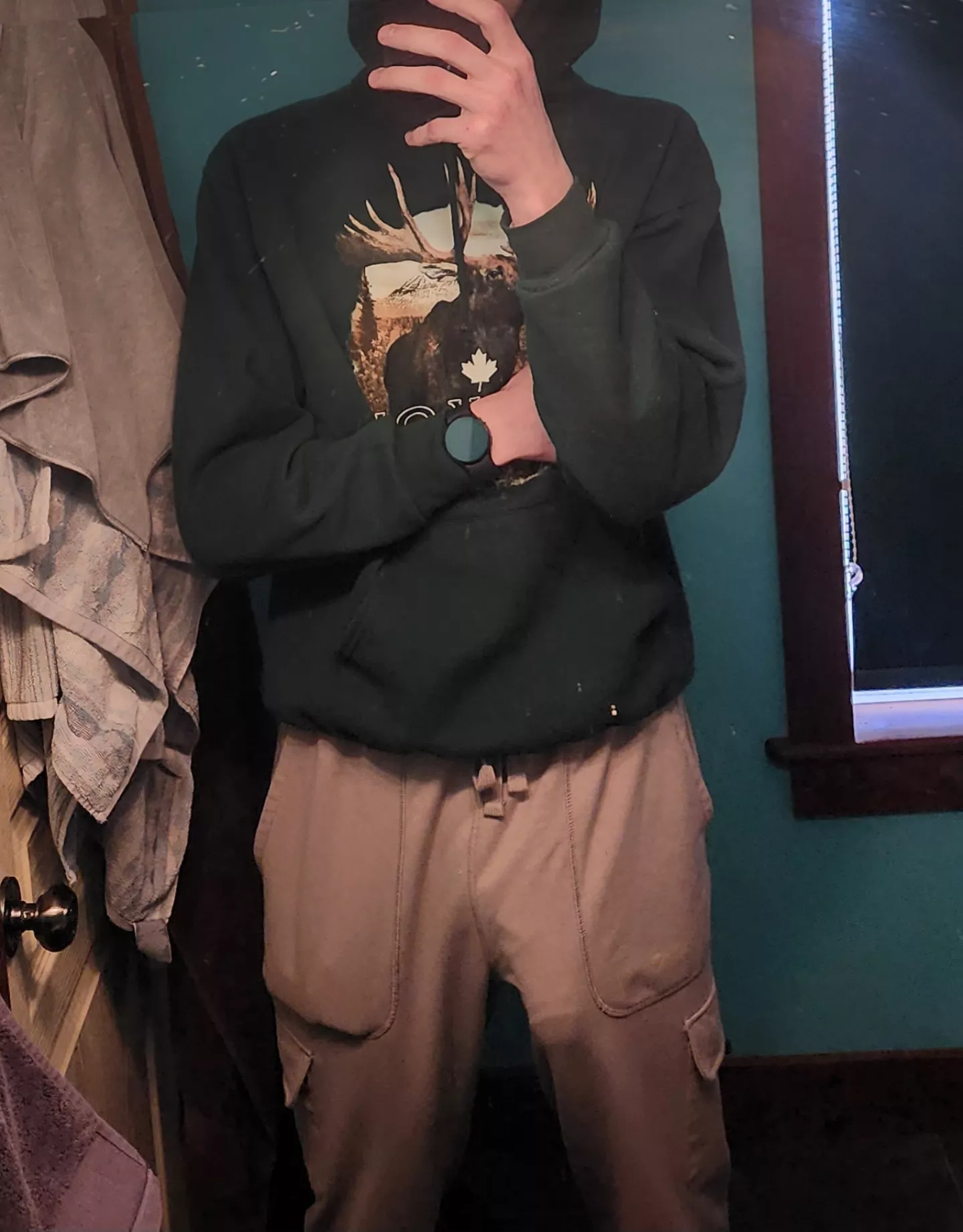 Think my work pants should be tighter at the waist?