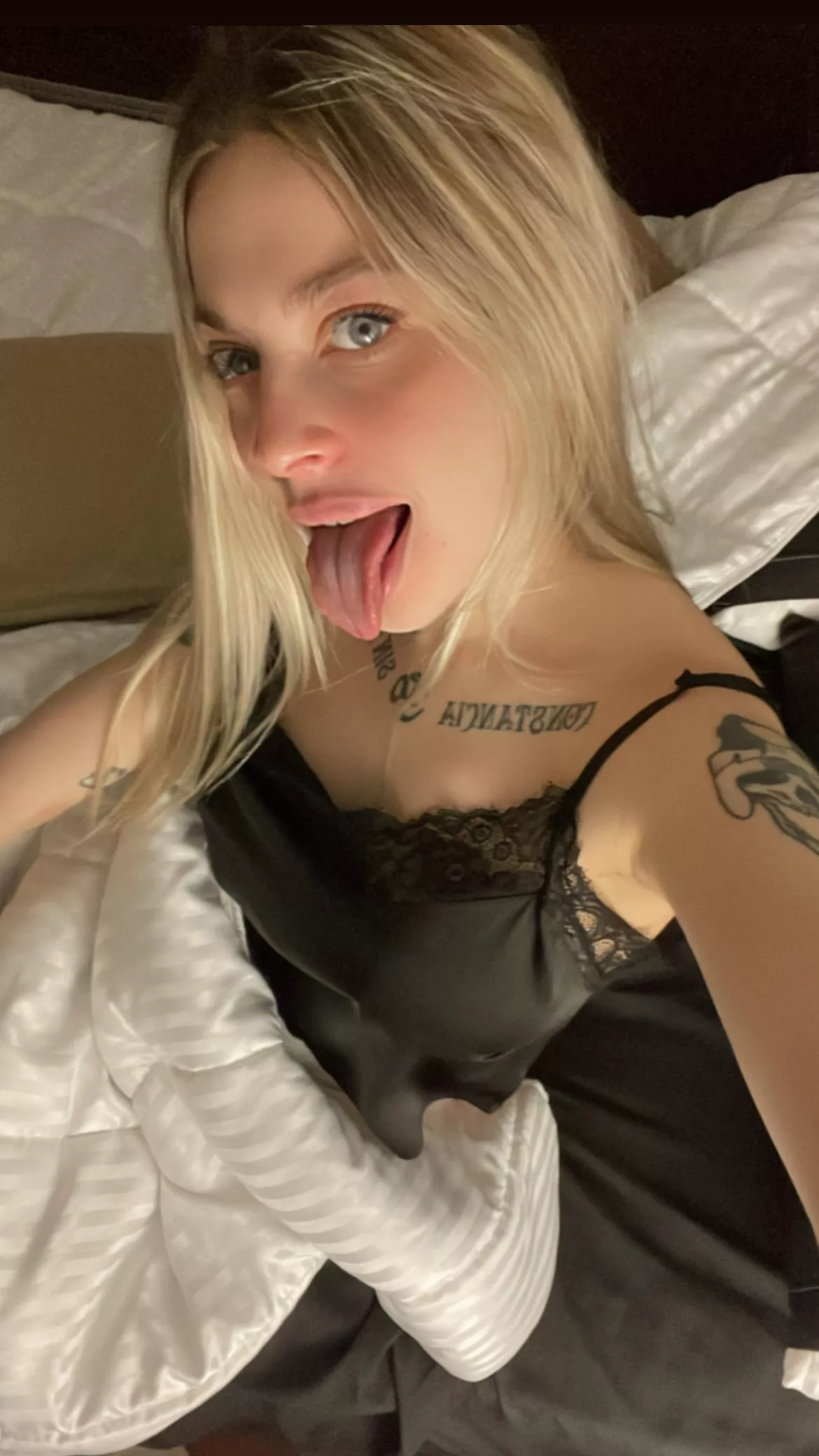 What do you like about tattooed girls?