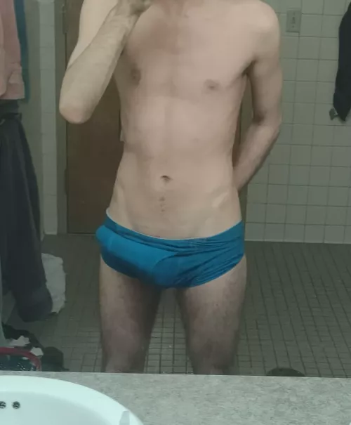 What would you do if you saw this in the gym locker room?