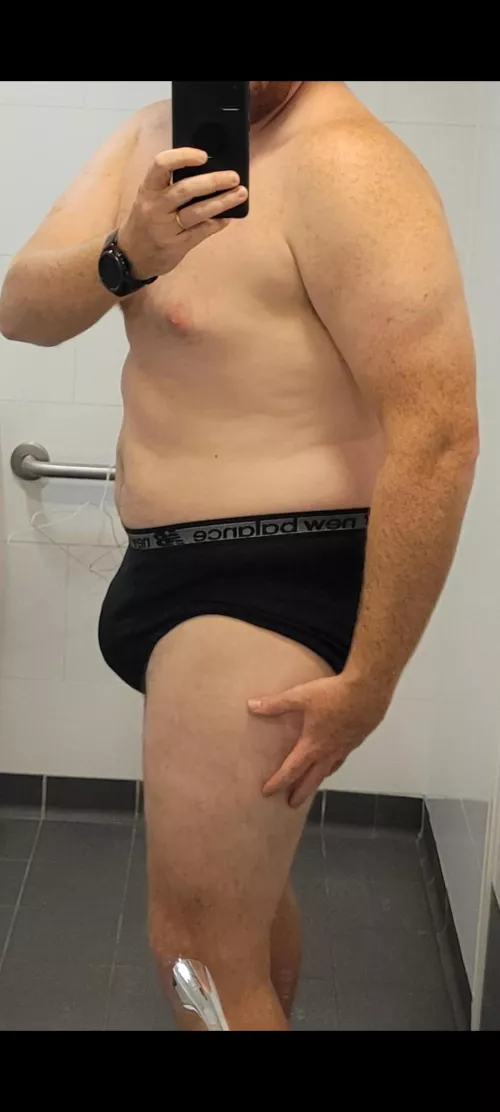 Dadbod bulge