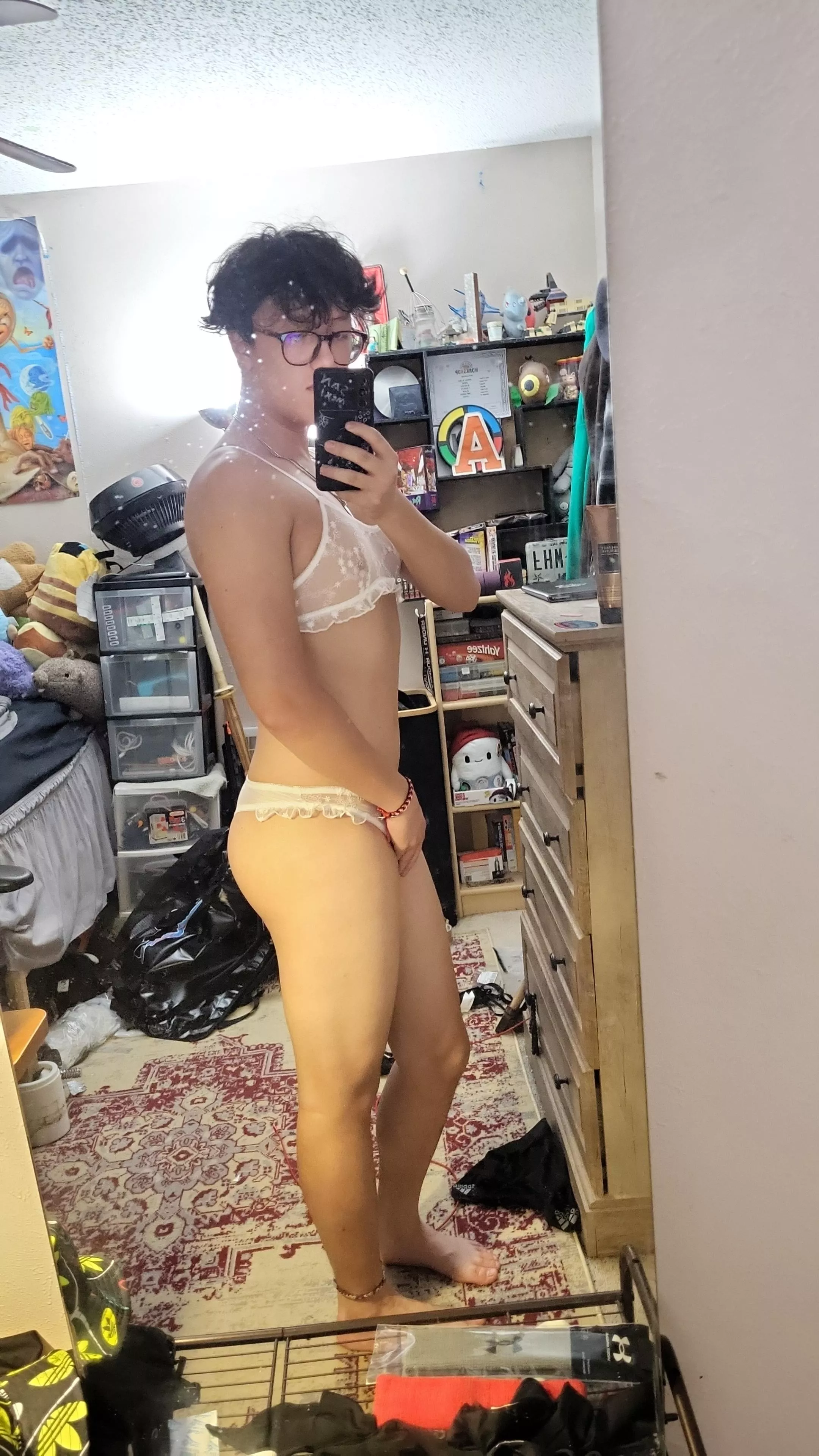 Finally took some new pics!