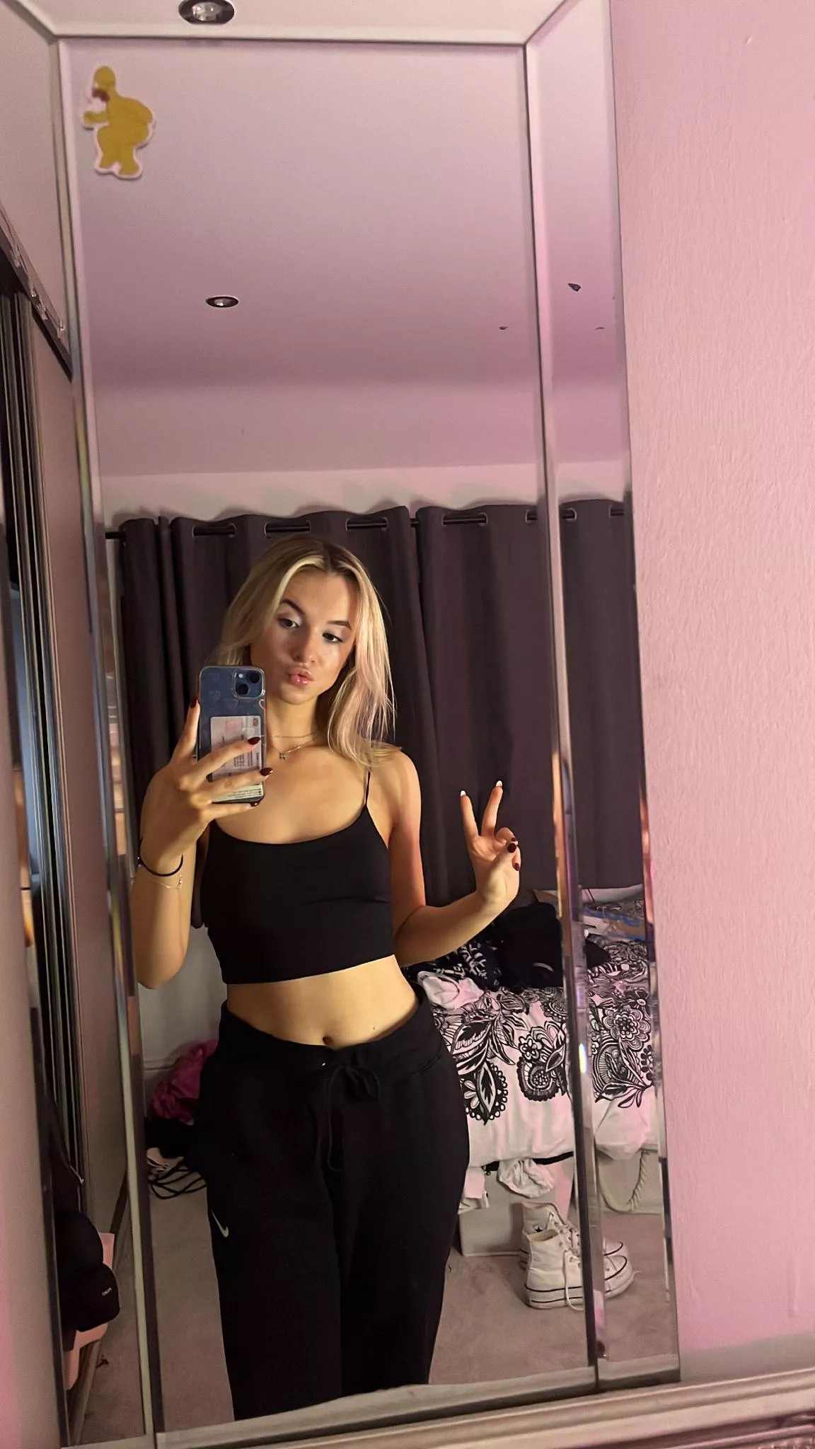 I really love how this one fits