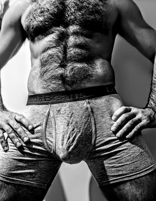 If a hot tinder match said to shave your chest, would you? Should I?