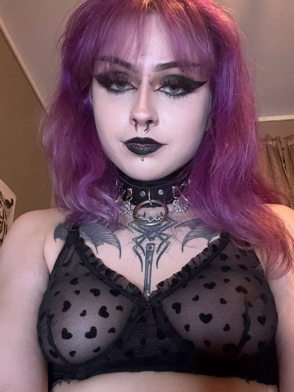 If you call me beautiful, I'll ride you <3