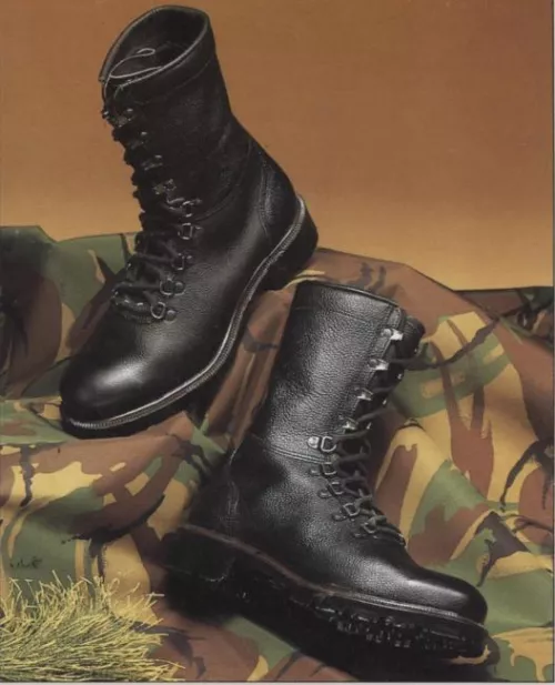 Is anyone able to ID these boots? The only starting info I've got is that they may have been issued to the New Zealand Army, and may have been manufactured by the John Bull company at some point.