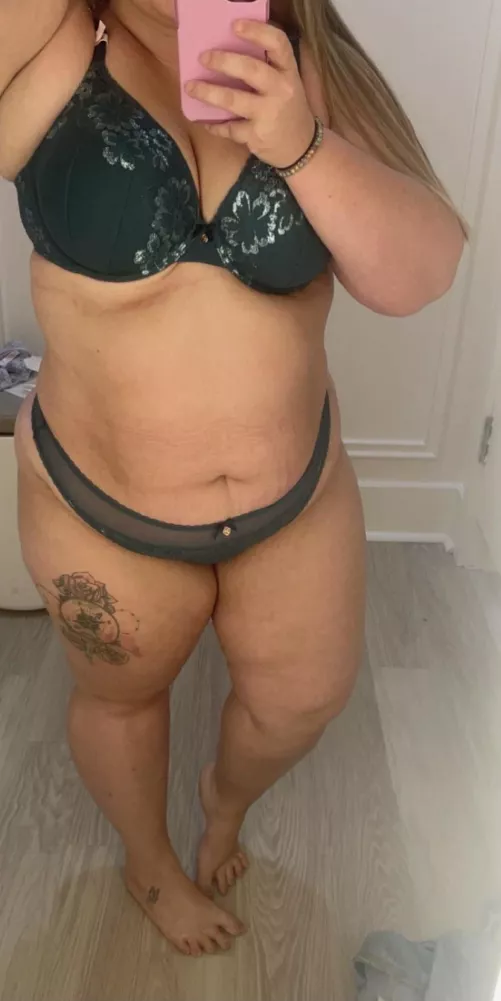 Is this sexy enough for your Saturday?