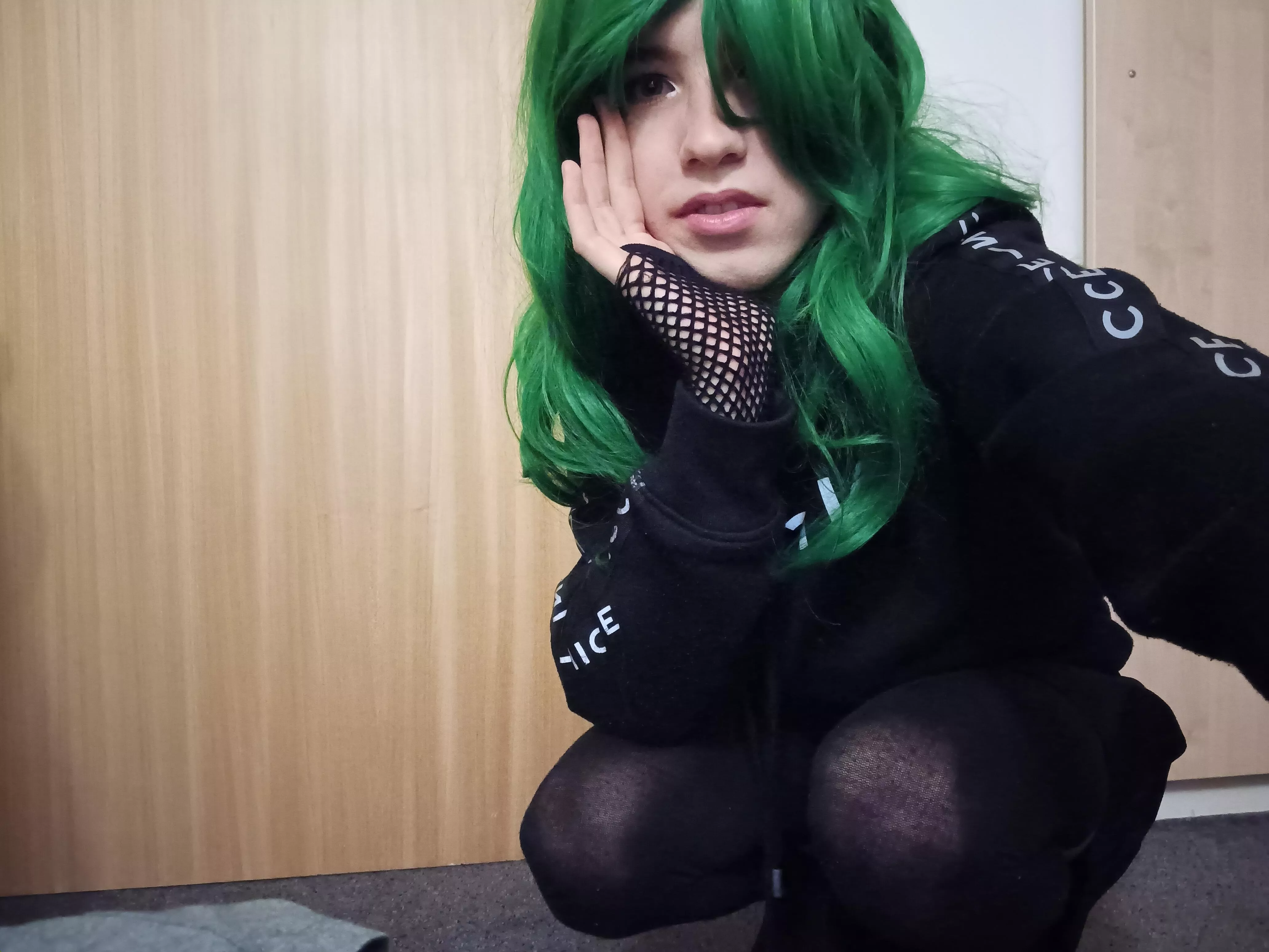 It's femboy Friday :)