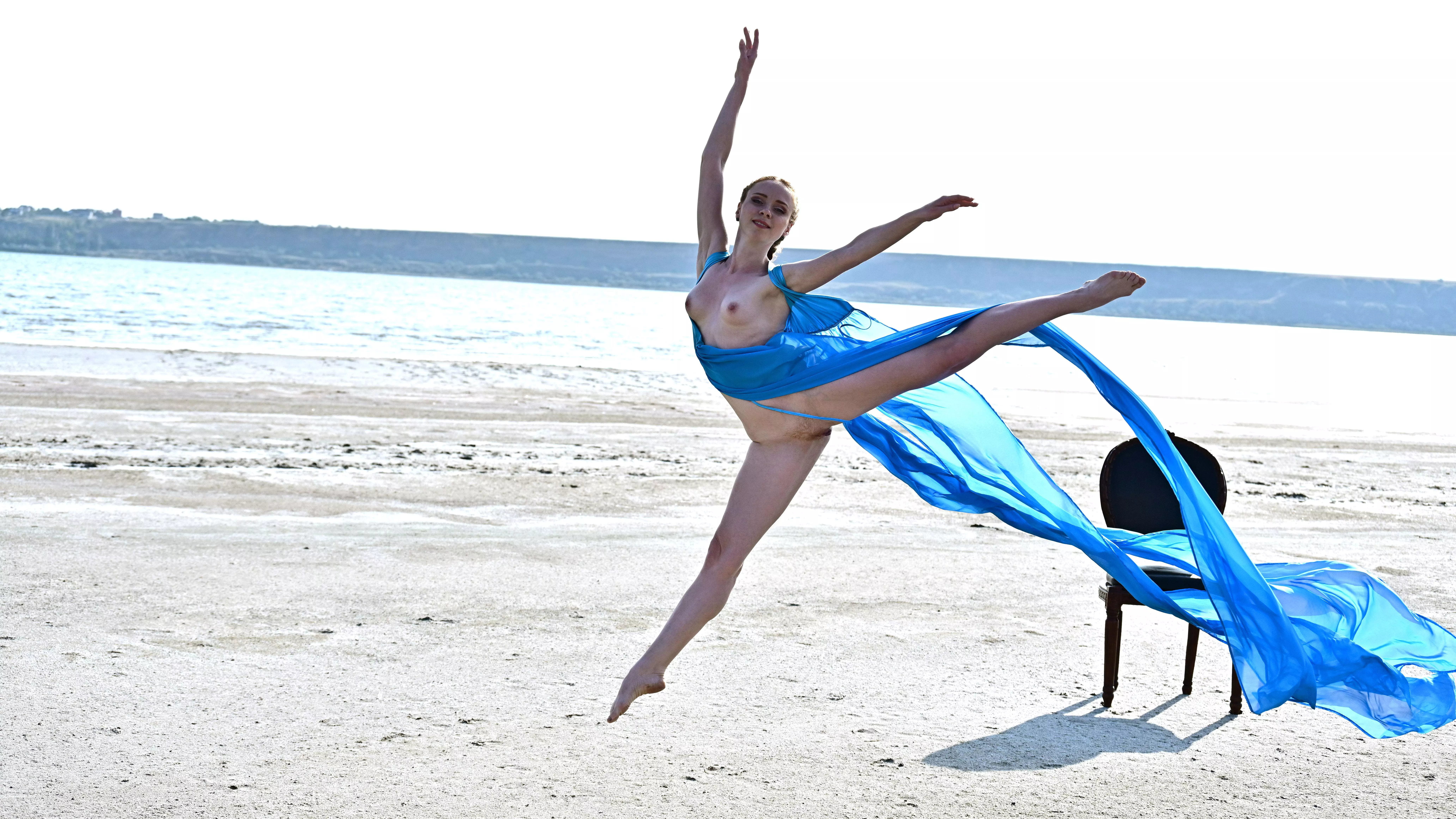 Leapin' Lizards! It's Stacy Redi.