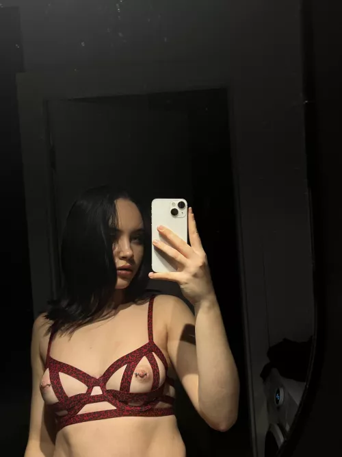 Maybe sleepover with me tonight ?