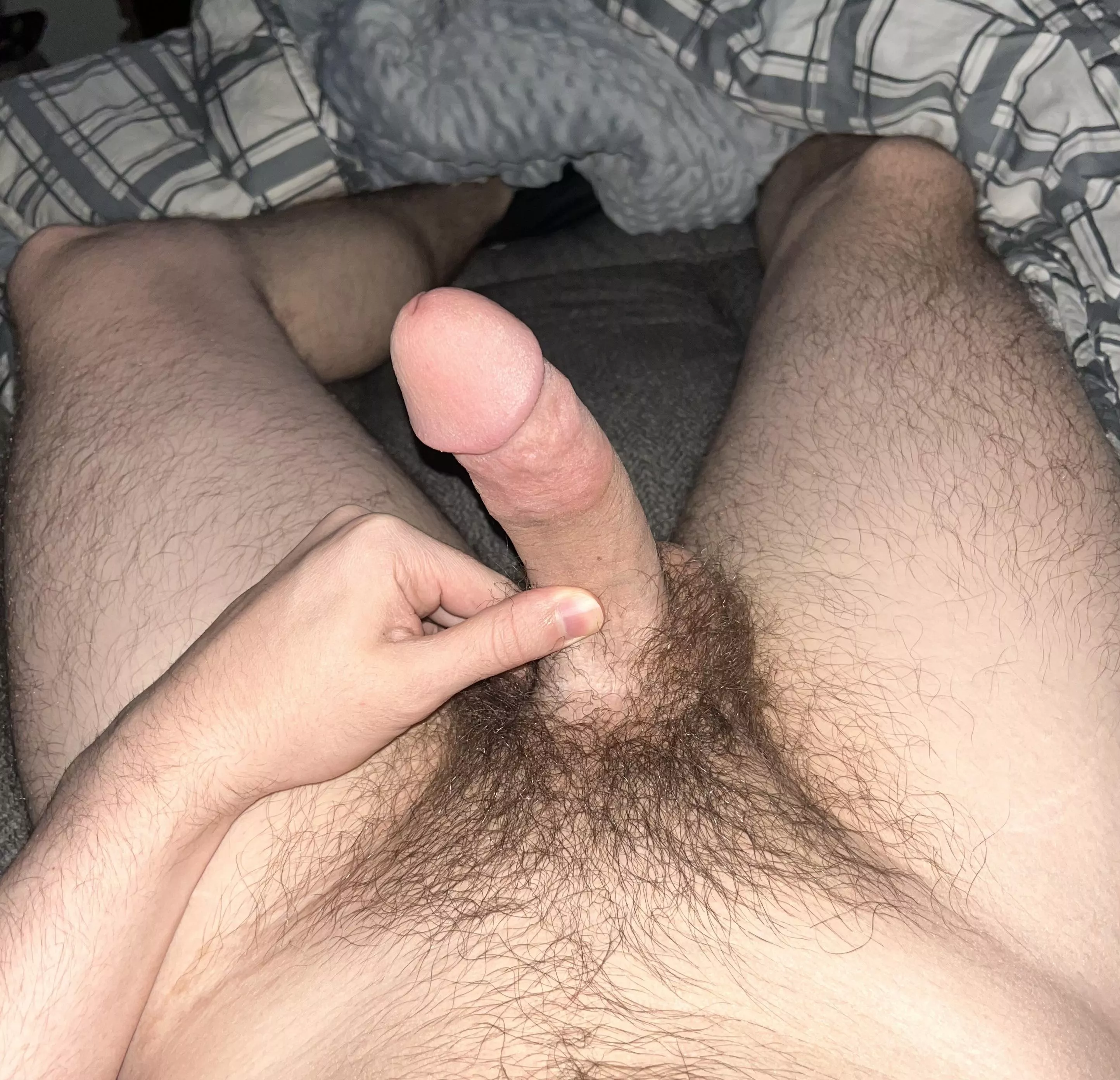 Need someone to service me while I game 😈