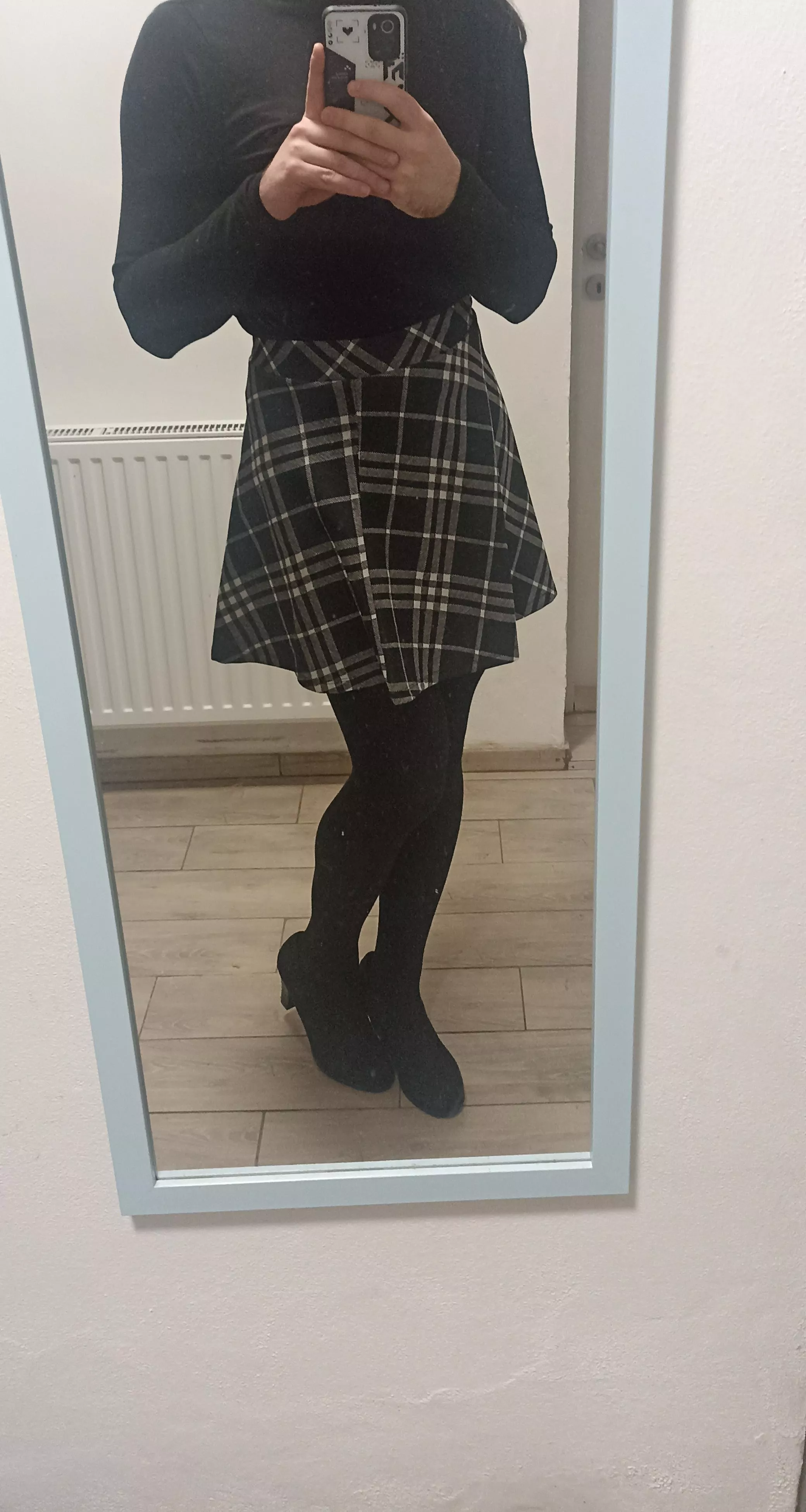 New skirt, same me 😀