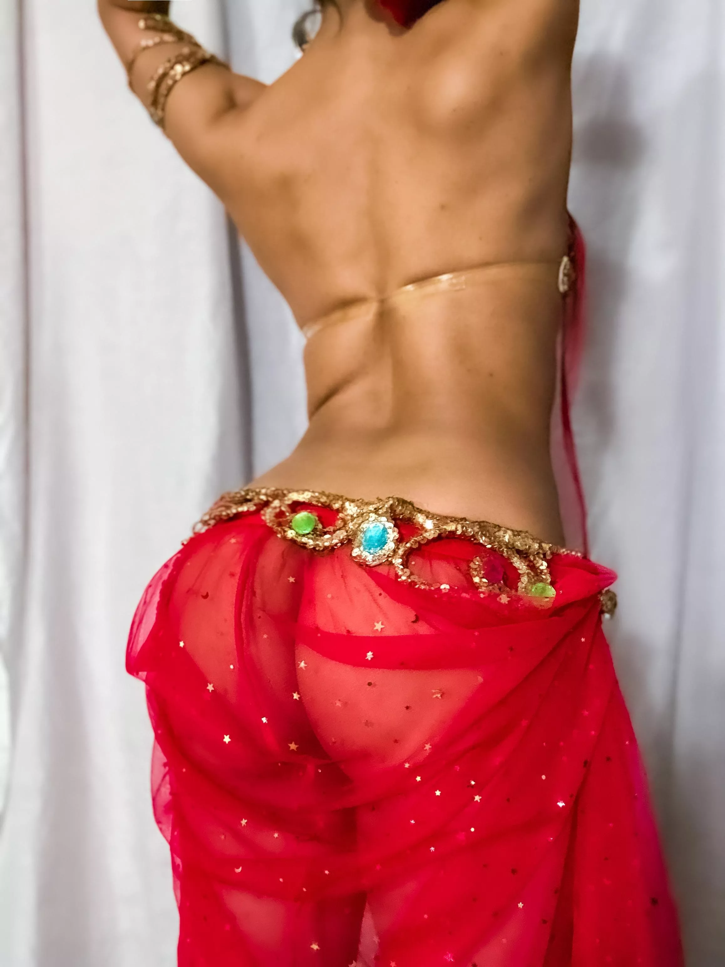 Servicing the sultan