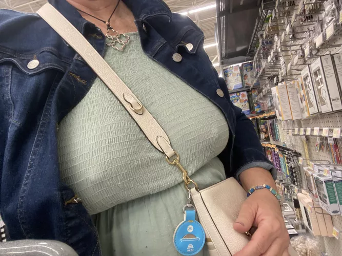 Shopping in cold weather