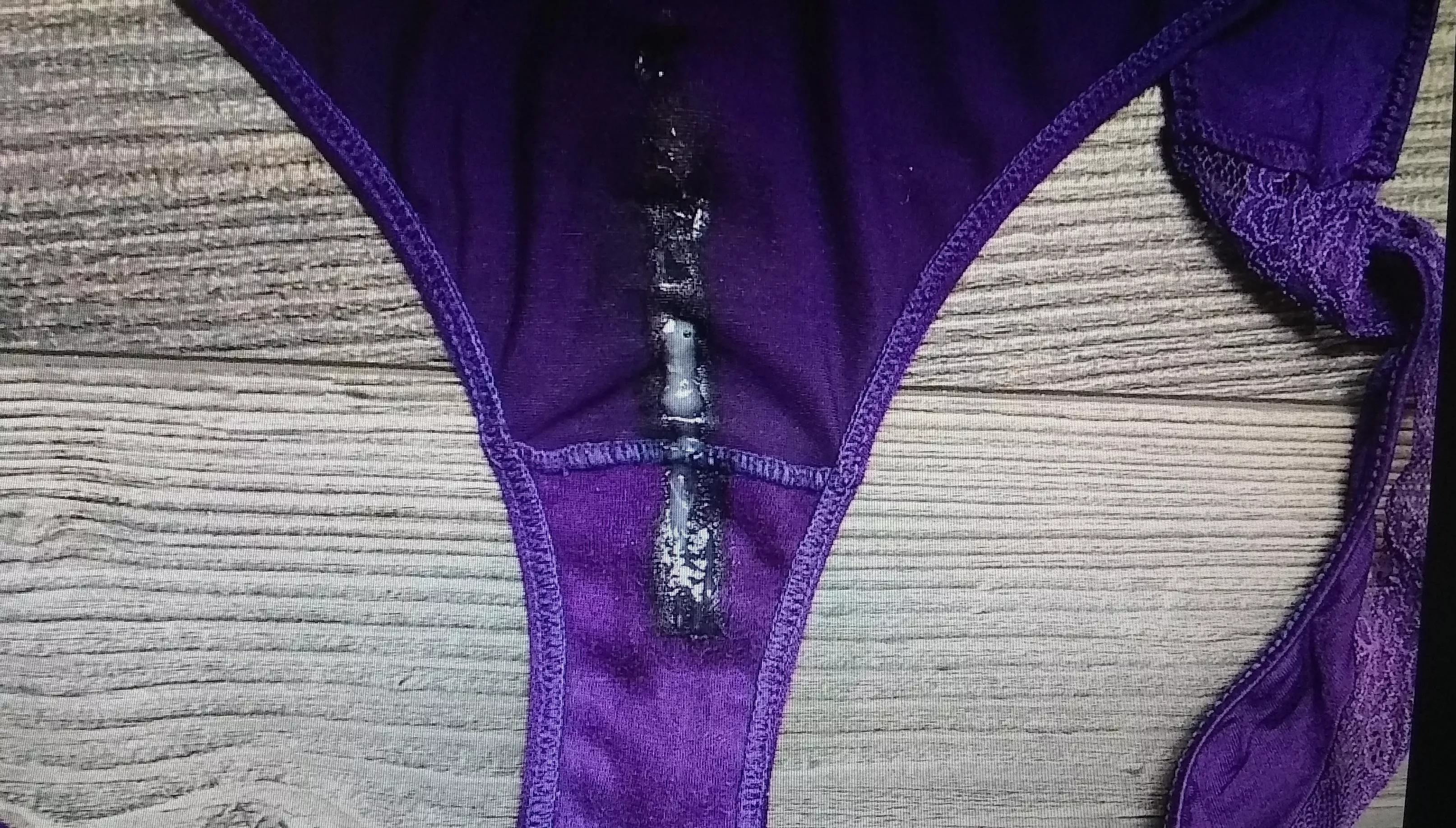 Was so freaking horny last night 💦💦💦