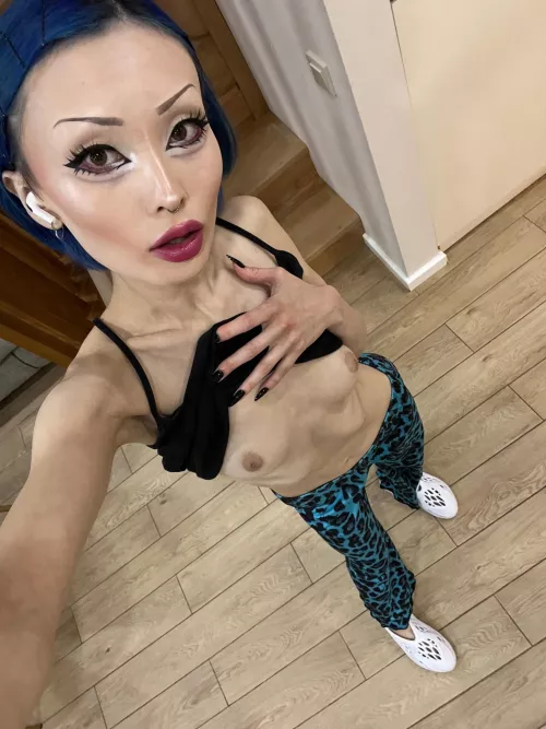 what would you prefer these days, big or fake tits