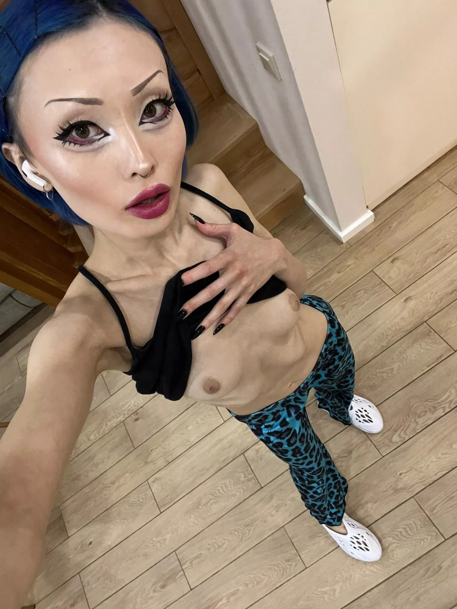 what would you prefer these days, big or fake tits