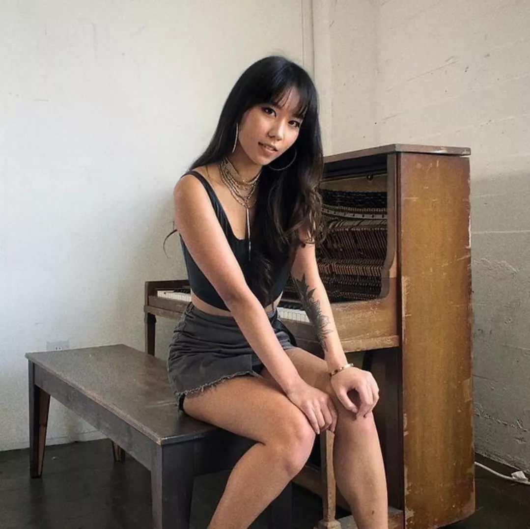 What's her best non-piano skill?