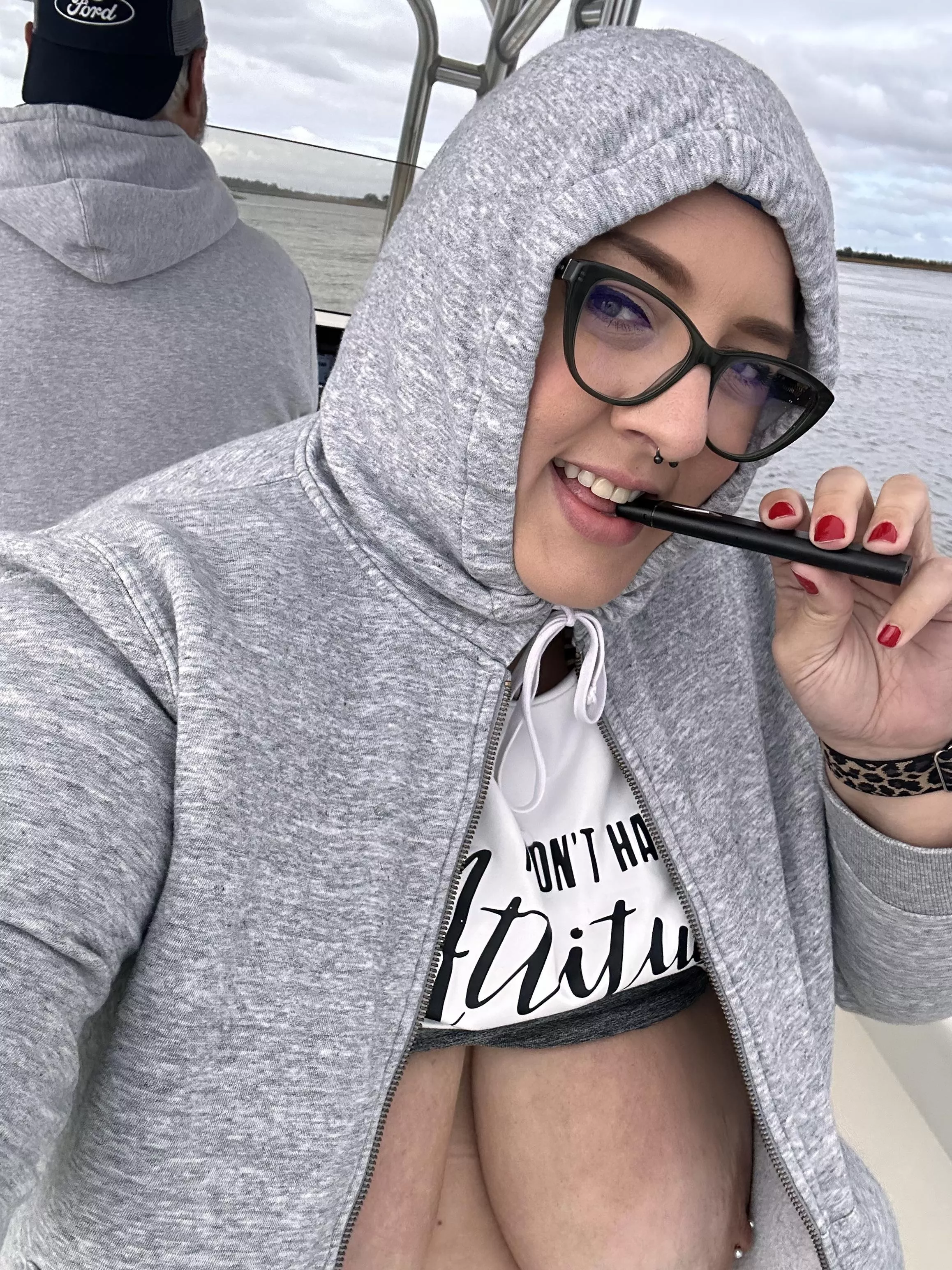 When you’re invited by a colleague on a (F)riday boat ride and they didn’t and still doesn’t know you’re a little sneak 😜😏 🛥️( ø )( ø )