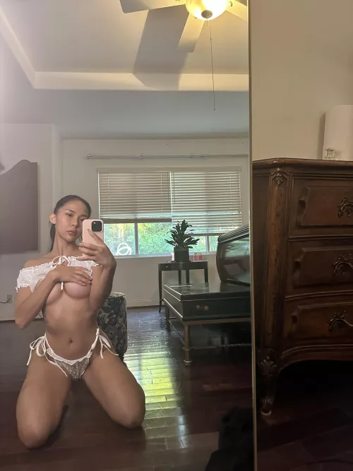 Your sign you need a Korean girlfriend 😈