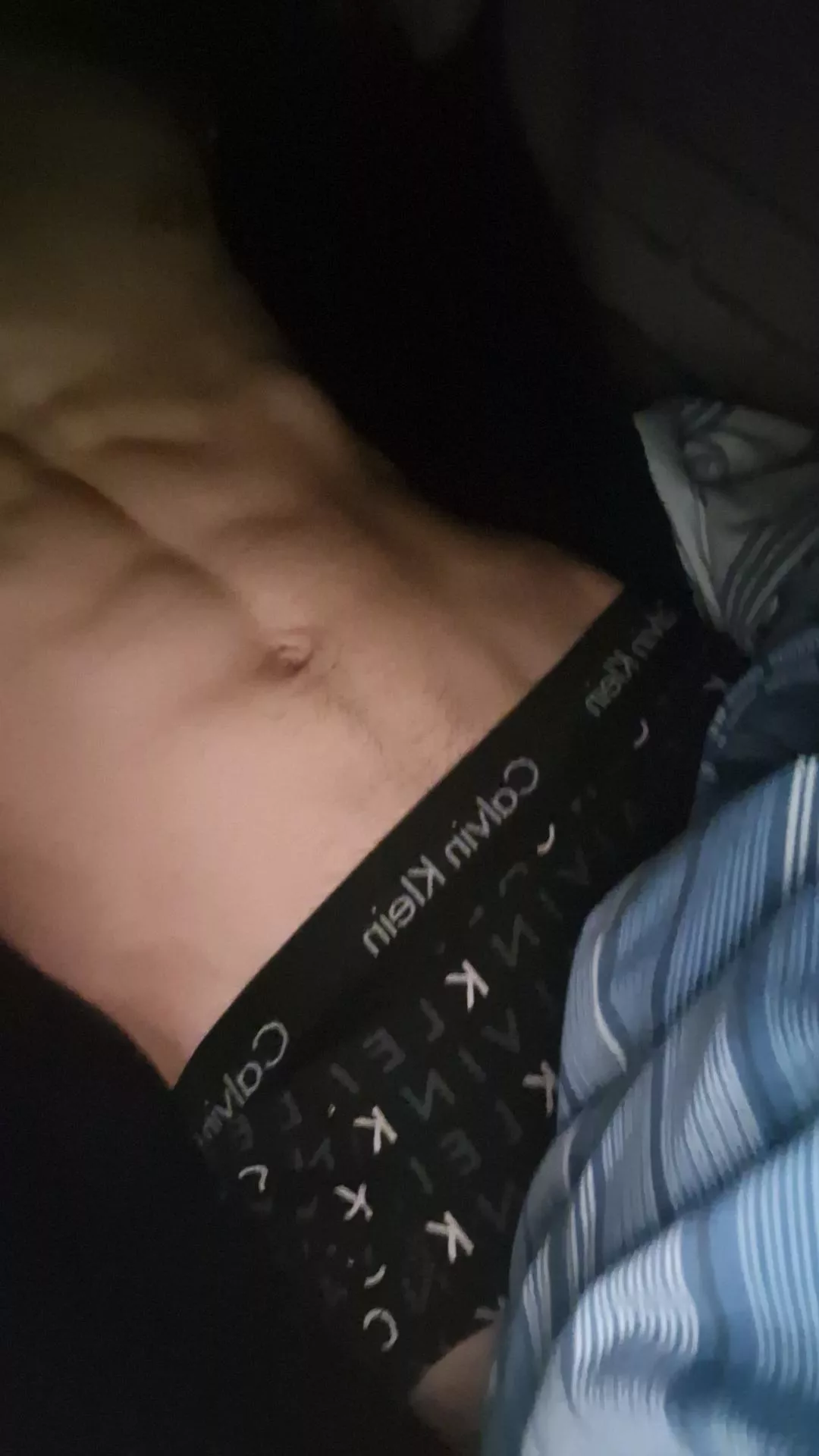 18muk looking for skinny slaves that like to be told what to do add braderzzz279