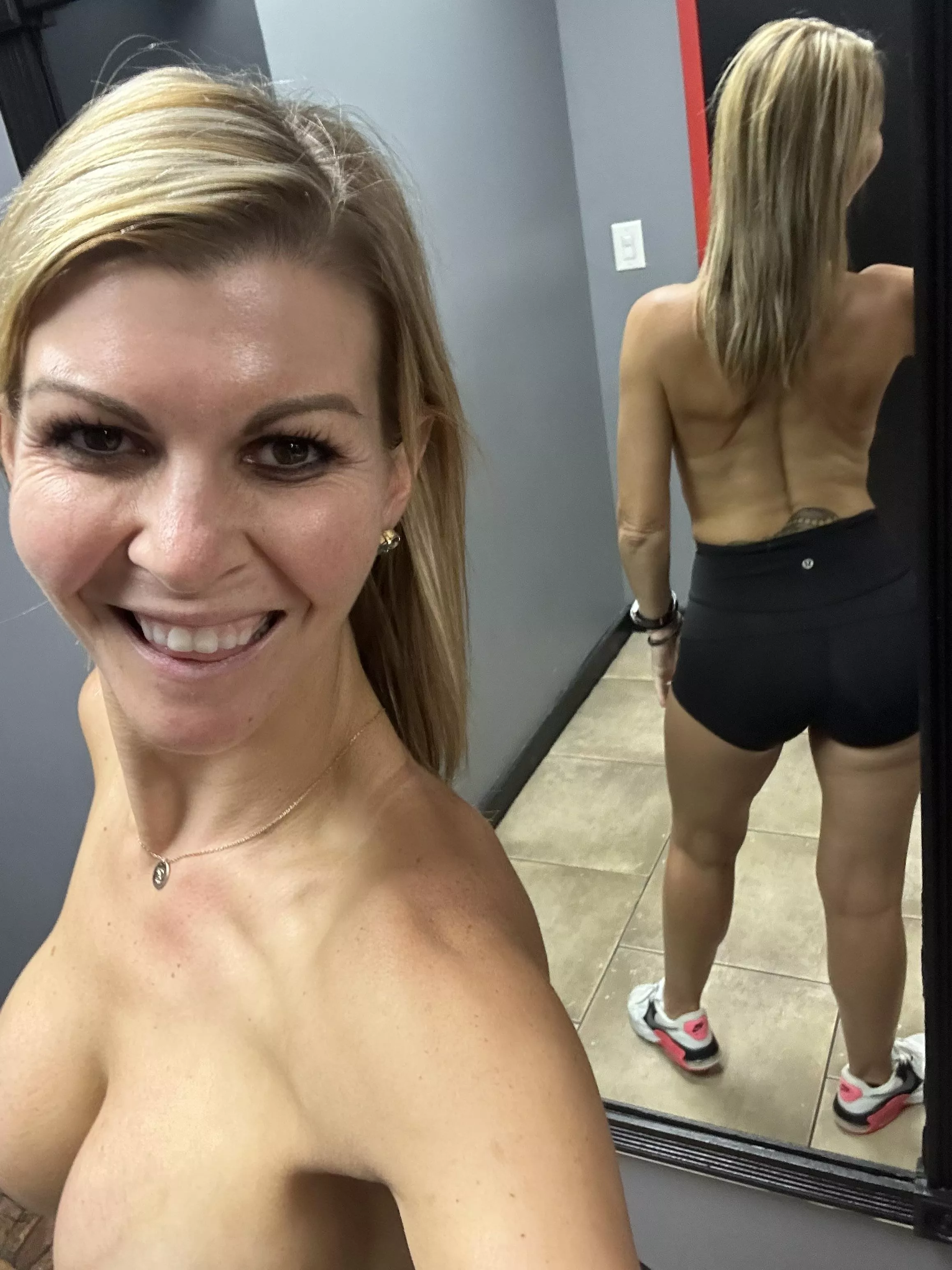 39 but still like to share my gym selfies with you!