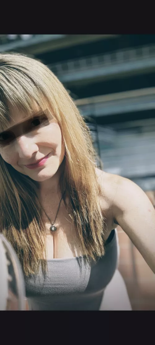 Braless for a rehearsal dinner